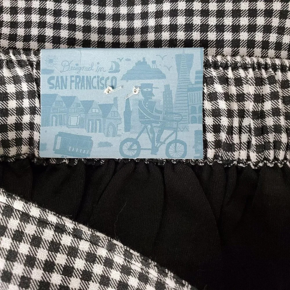 2/$25 Old Navy Mini Skirt Pleated Small Blk White Check - Picture 9 of 10